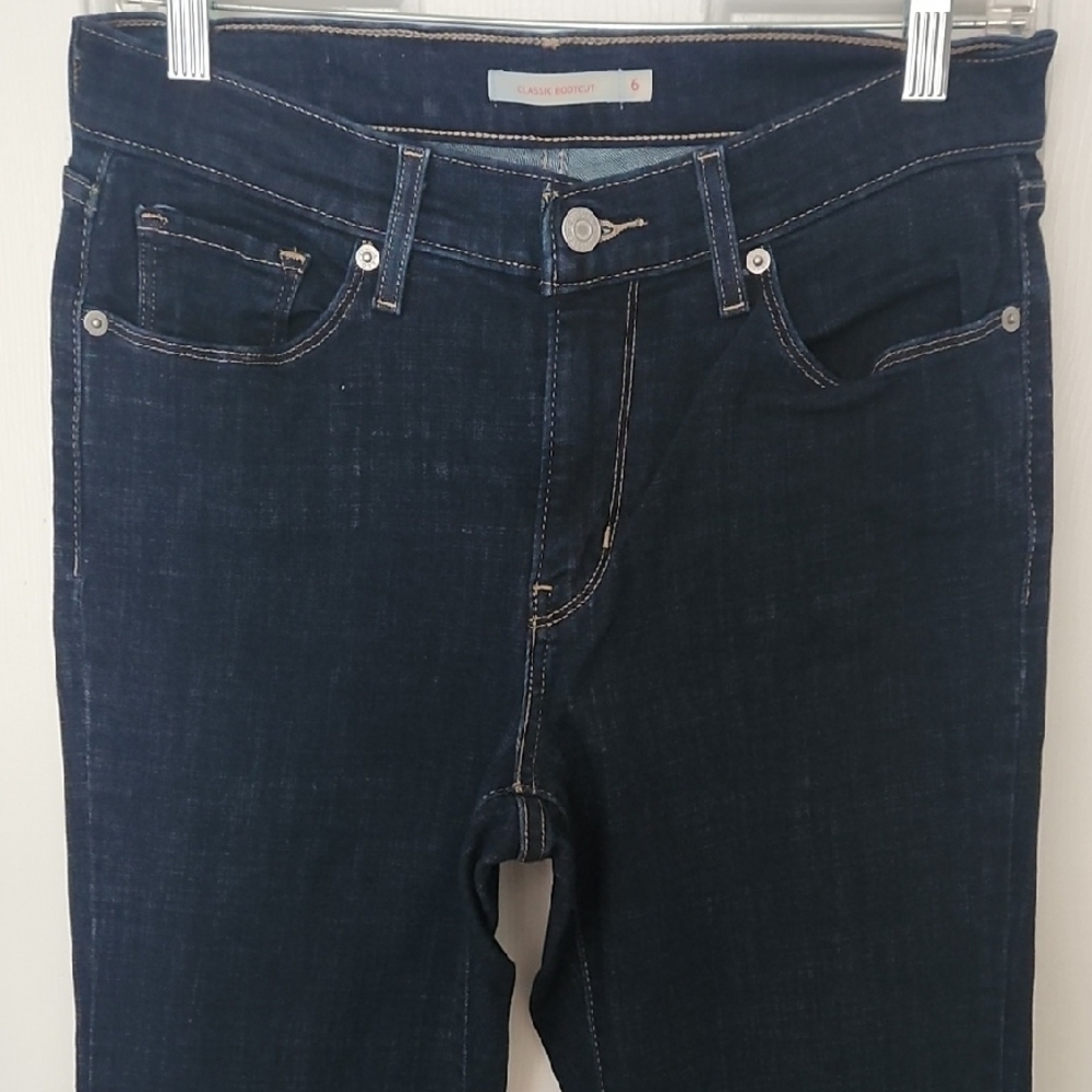 Levi's Boot Cut Jeans